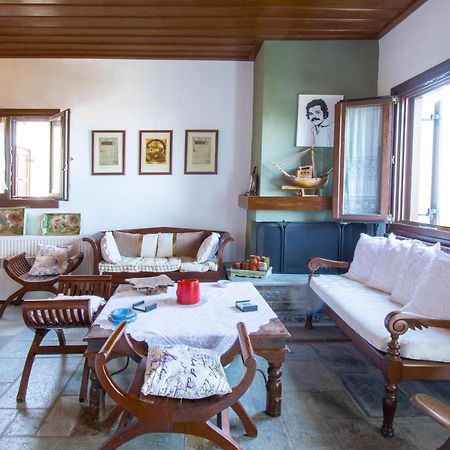 Traditional Guesthouse 4 Epoches ザゴラ エクステリア 写真